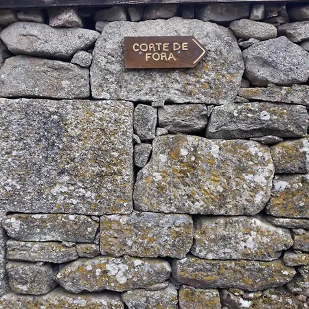 Alojamento de Turismo Selvagem Loft Corte De Fora Ourense